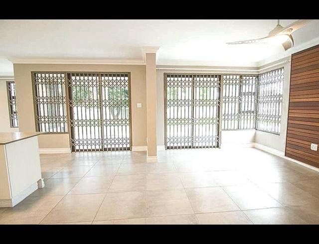 4 BEDROOM HOUSE FOR SALE IN UMHLANGA RIDGE